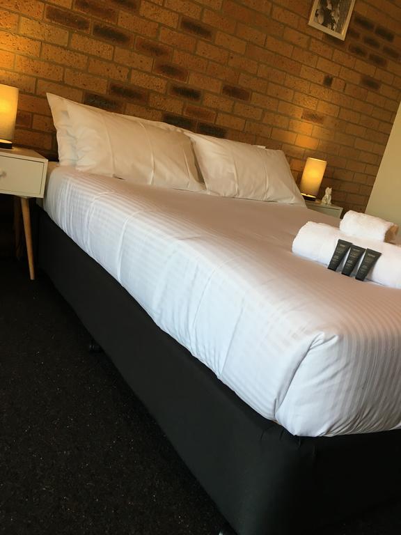 Bega Downs Motor Inn Zewnętrze zdjęcie