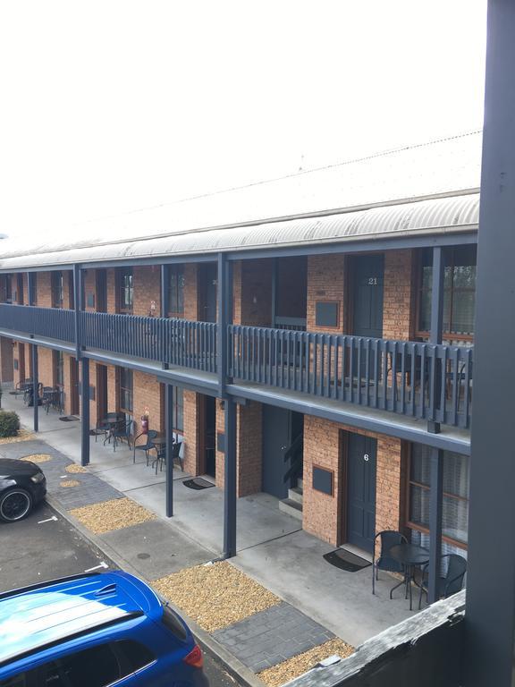 Bega Downs Motor Inn Zewnętrze zdjęcie