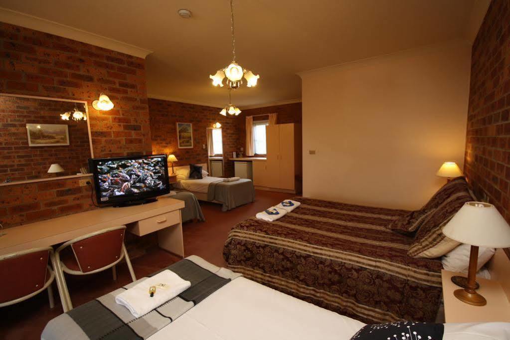 Bega Downs Motor Inn Zewnętrze zdjęcie